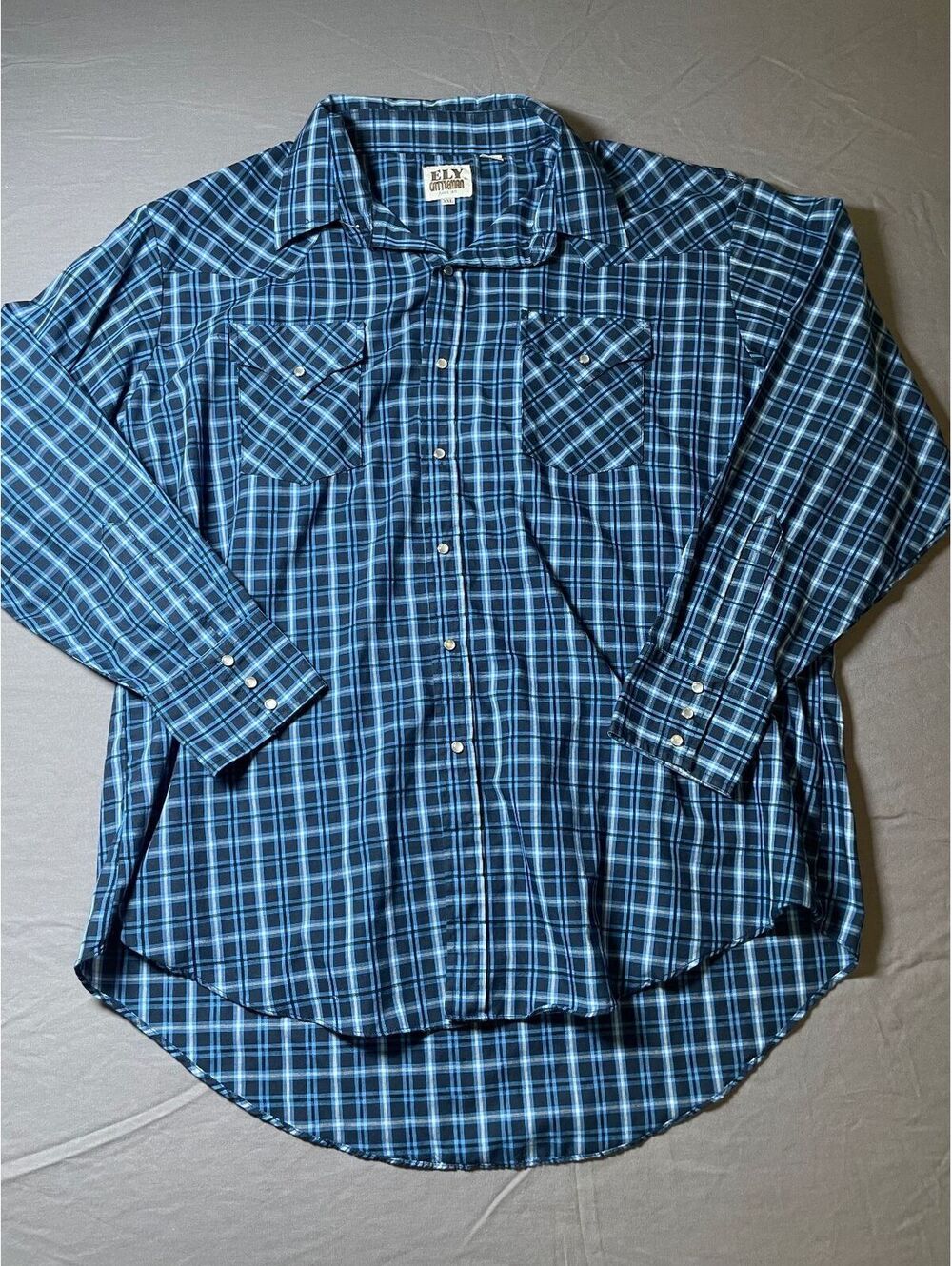Ely Cattleman XXL Men’s Blue Plaid Pearl Snap Button Down EUC-119
